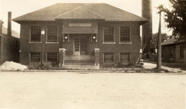 Clay Center Public Library 1916