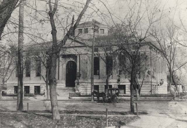 Lincoln Old Main Library 1901